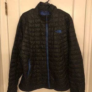 The North Face Thermoball full zip Jacket. SZ lg